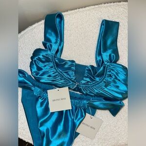 DIVINO seas Blue Bikini Set